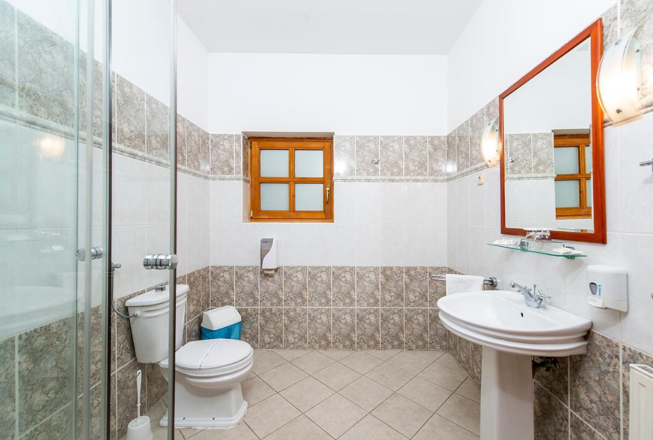 Szigetszentmiklós Gastland M0 Hotel & Conference Center מראה חיצוני תמונה