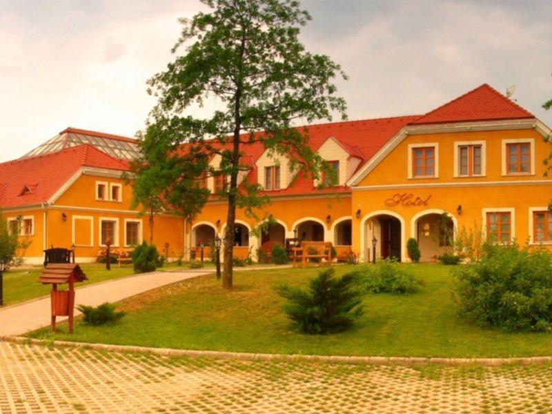 Szigetszentmiklós Gastland M0 Hotel & Conference Center מראה חיצוני תמונה