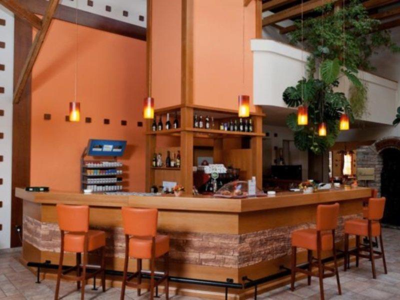 Szigetszentmiklós Gastland M0 Hotel & Conference Center מראה חיצוני תמונה