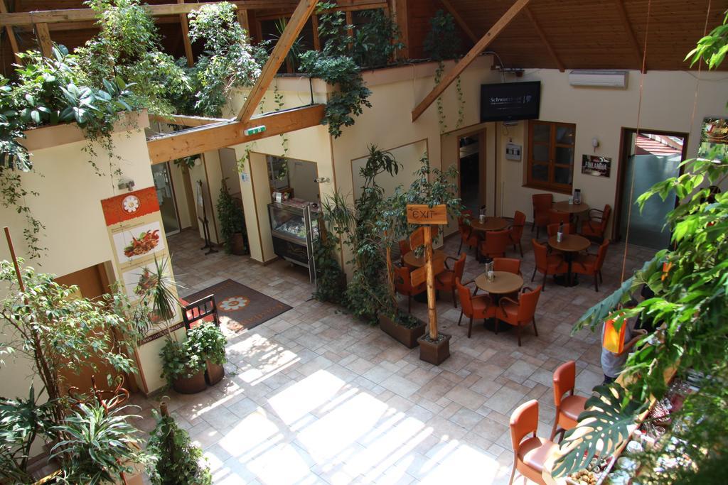 Szigetszentmiklós Gastland M0 Hotel & Conference Center מראה חיצוני תמונה